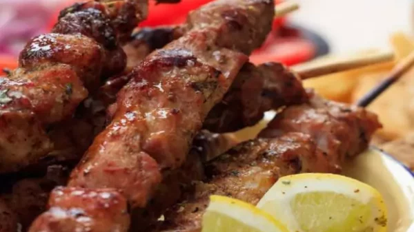 Mouth-Watering Pork Souvlaki Recipe: A Taste Of Greece