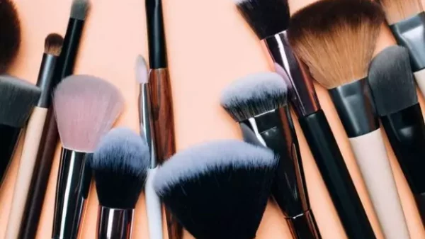 Face brushes