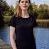 Women’s Sports T-Shirts That Will Make Your Active Lifestyle Breezy