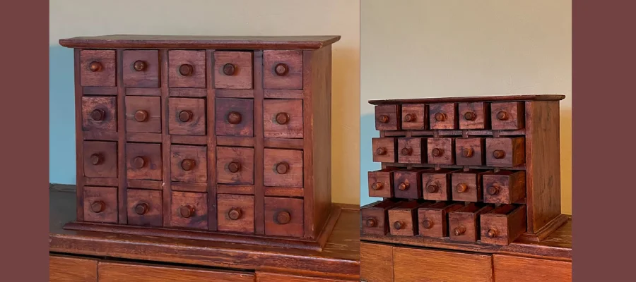 Apothecary cabinet/pharmacy cabinet