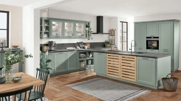 Green kitchen cabinets