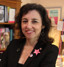 Sophia Bennett Beauty Blogger