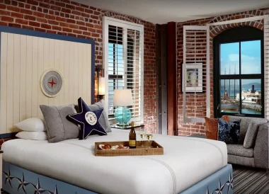 argonaut-hotel-a-noble